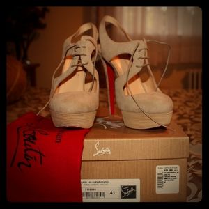 Christian Louboutin Pumps